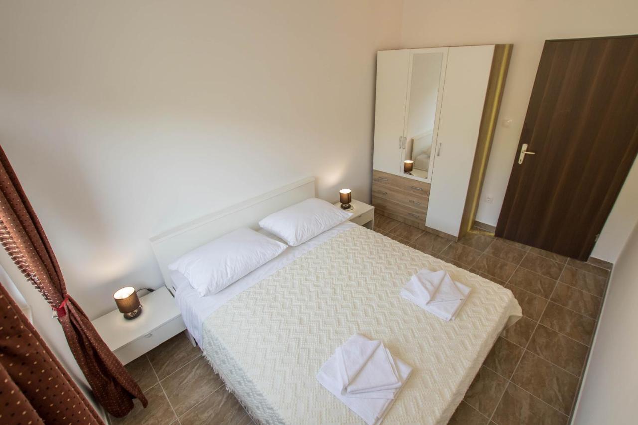 Apartment Andrea Trogir Ngoại thất bức ảnh